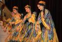 4149national_uzbek_costume_girls.